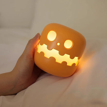 Spooky Pumpkin Night Light – Your Halloween Essential! 🎃